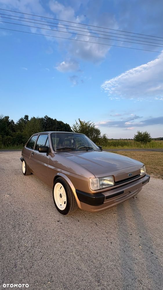 Ford Fiesta - 2