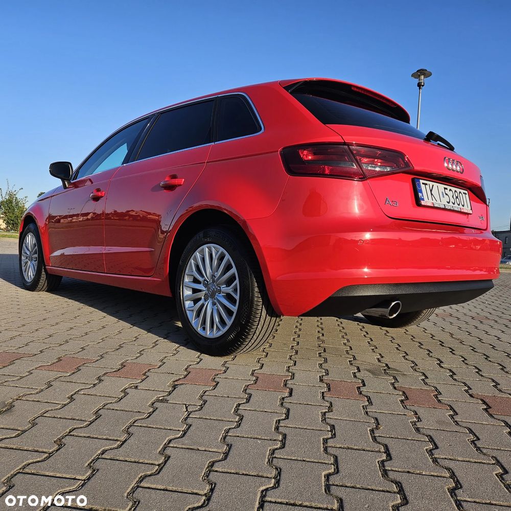 Audi A3 Sportback 1.6 TDI Ambition - 25