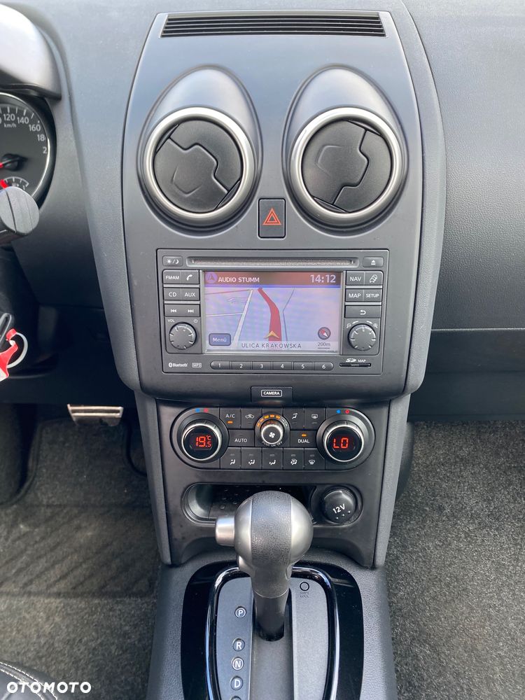 Nissan Qashqai - 30