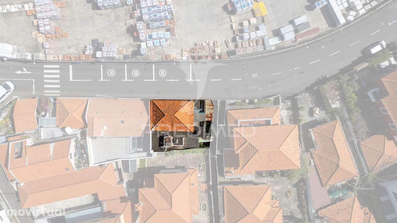 Moradia Antiga por recuperar com 2 pisos no Funchal - Ilha da Madeira - Grande imagem: 5/33