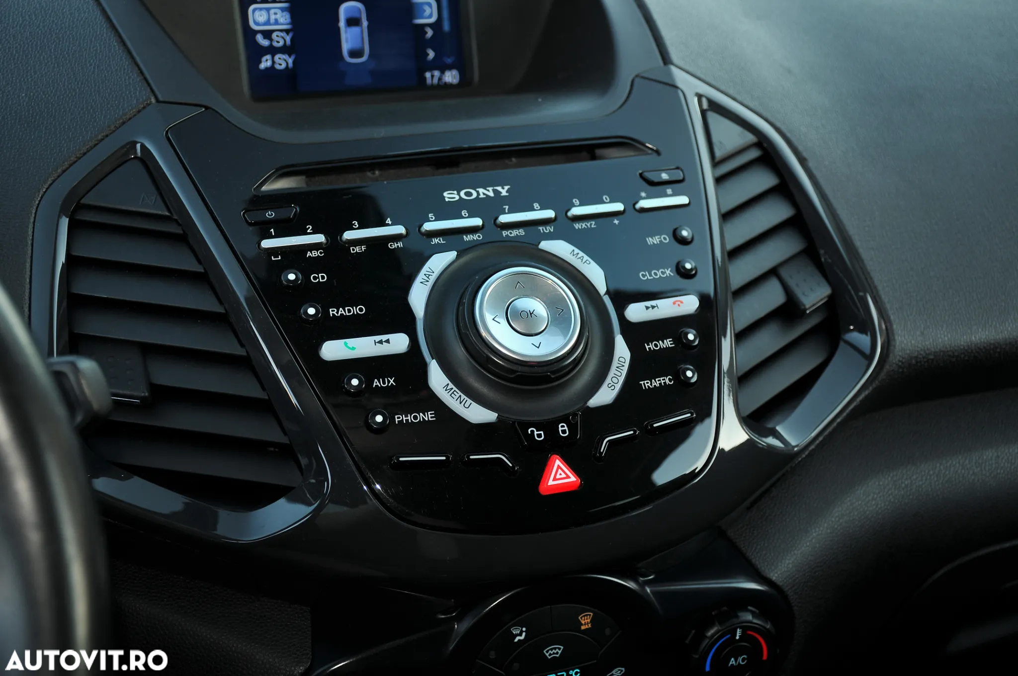 Ford EcoSport 1.0 EcoBoost Titanium - 15