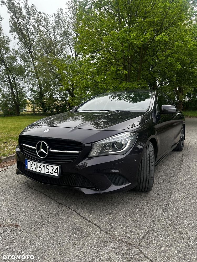 Mercedes-Benz CLA 250 4Matic 7G-DCT AMG Line - 2
