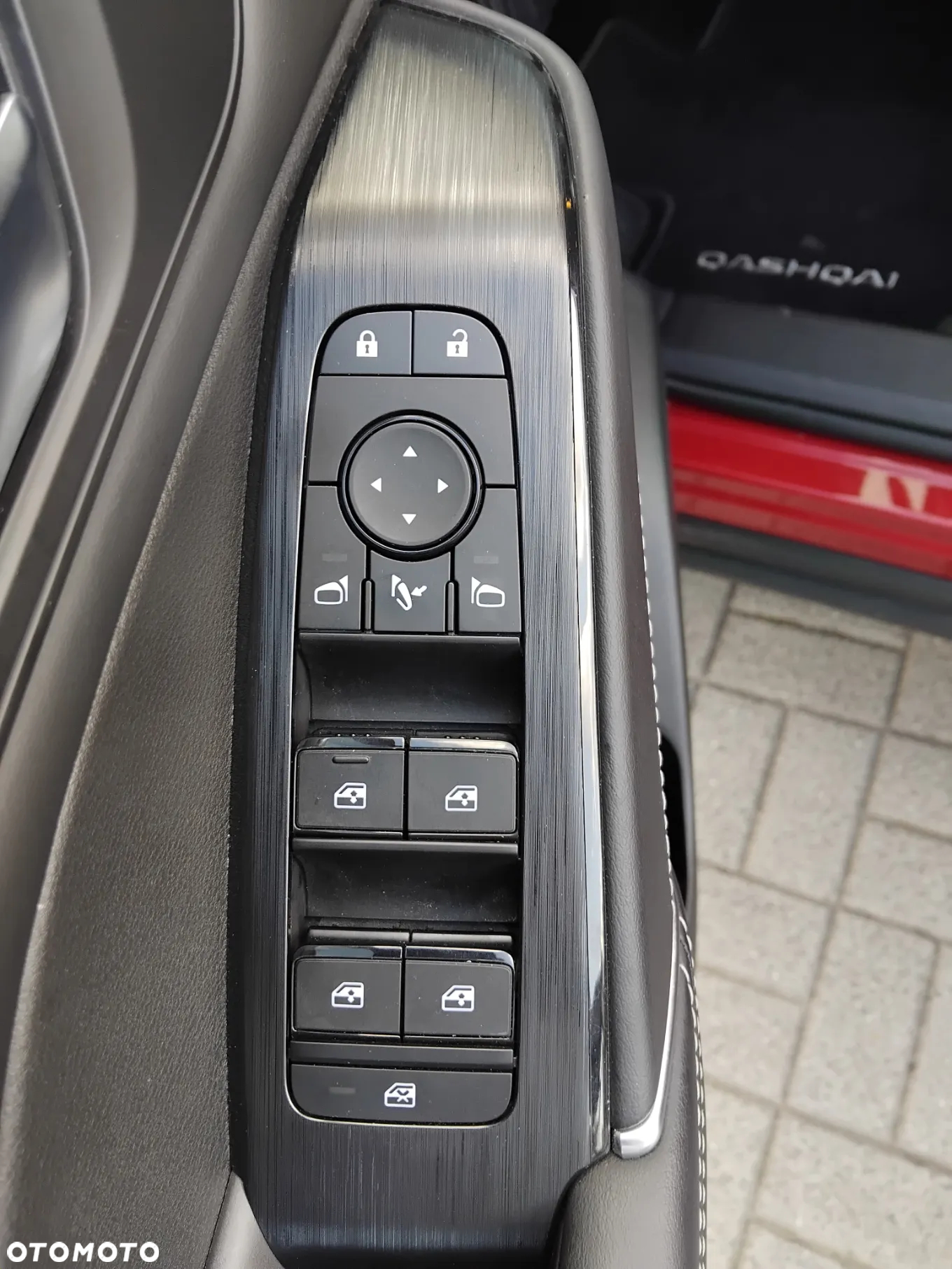 Nissan Qashqai 1.3 DIG-T mHEV N-Connecta Xtronic - 13