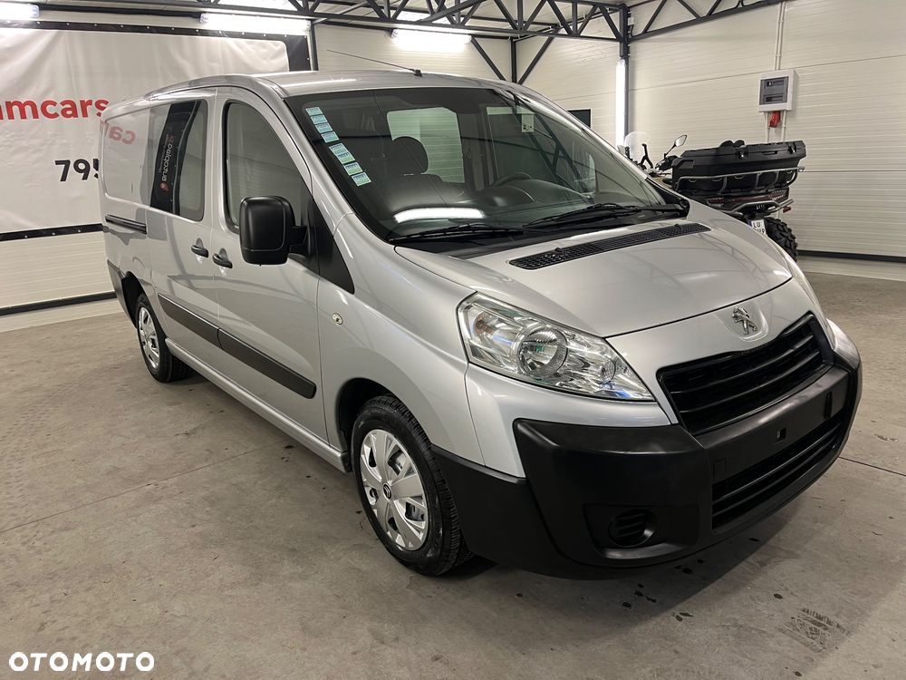 Peugeot Expert - 8