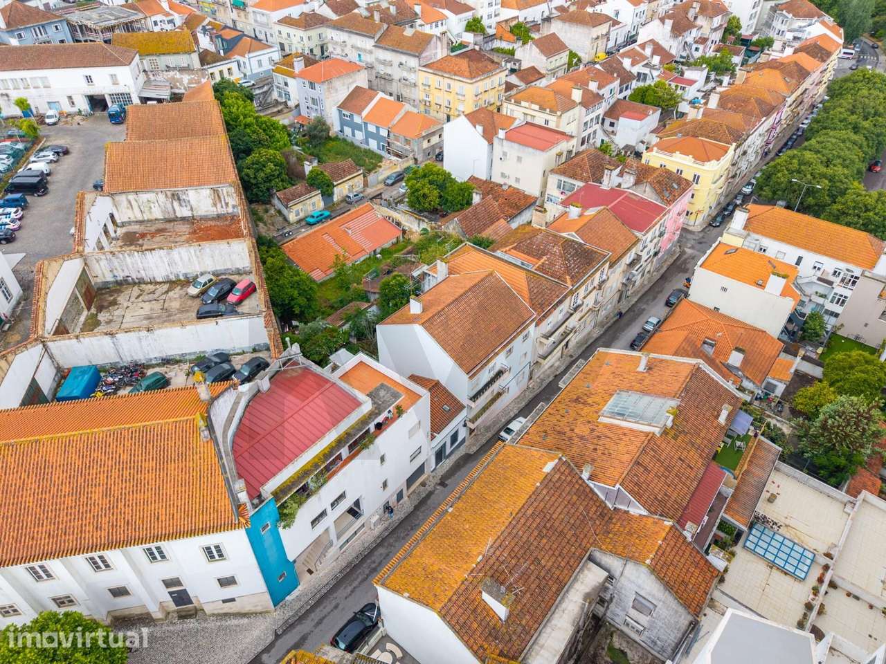Elegância Contemporânea no Coração de Santarém – Moradia Totalmente Re - Grande imagem: 5/37