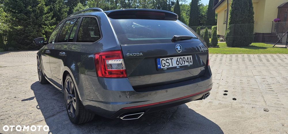 Skoda Octavia 2.0 TDI RS DSG - 5