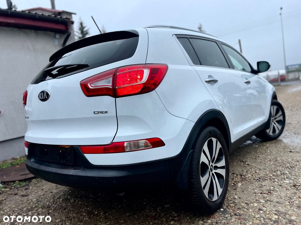 Kia Sportage 1.7 CRDI 2WD ISG Dream-Team Edition - 6