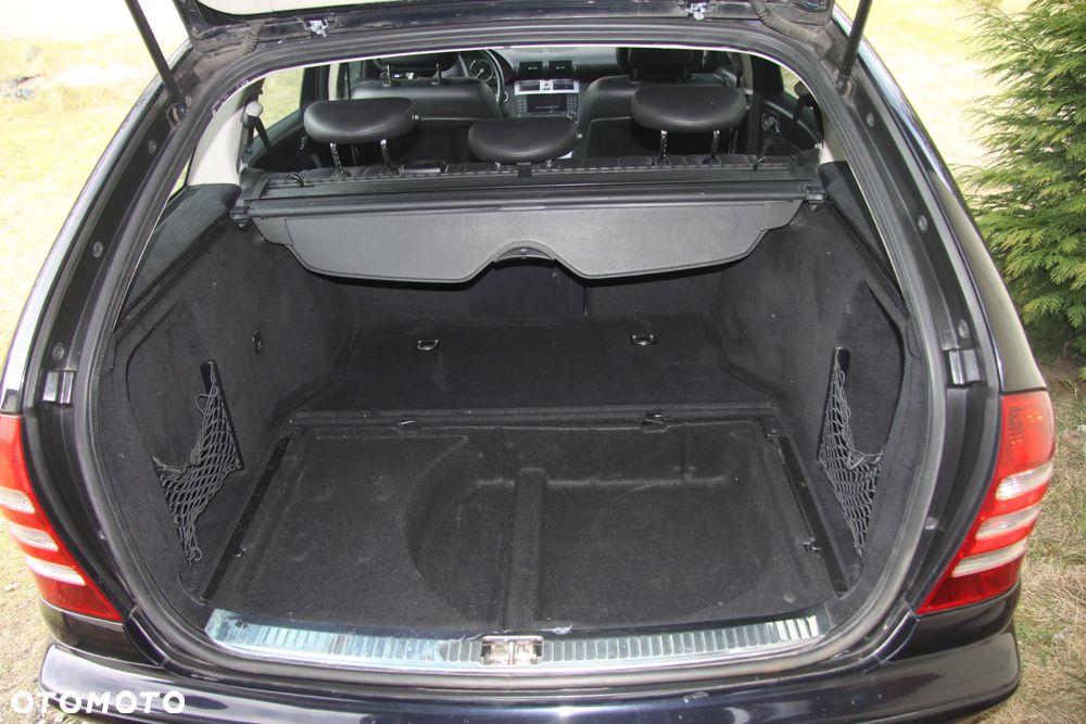 Mercedes-Benz Klasa C 200 CDI Classic Sport Edition - 23