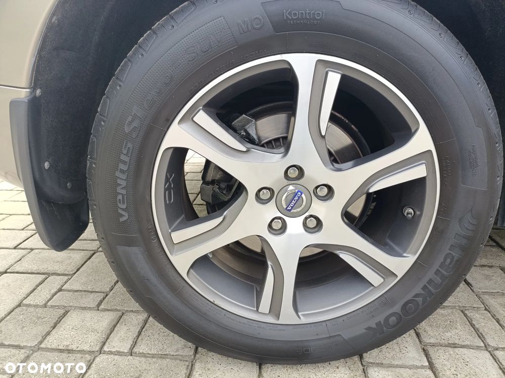 Volvo XC 60 T6 AWD Momentum - 16