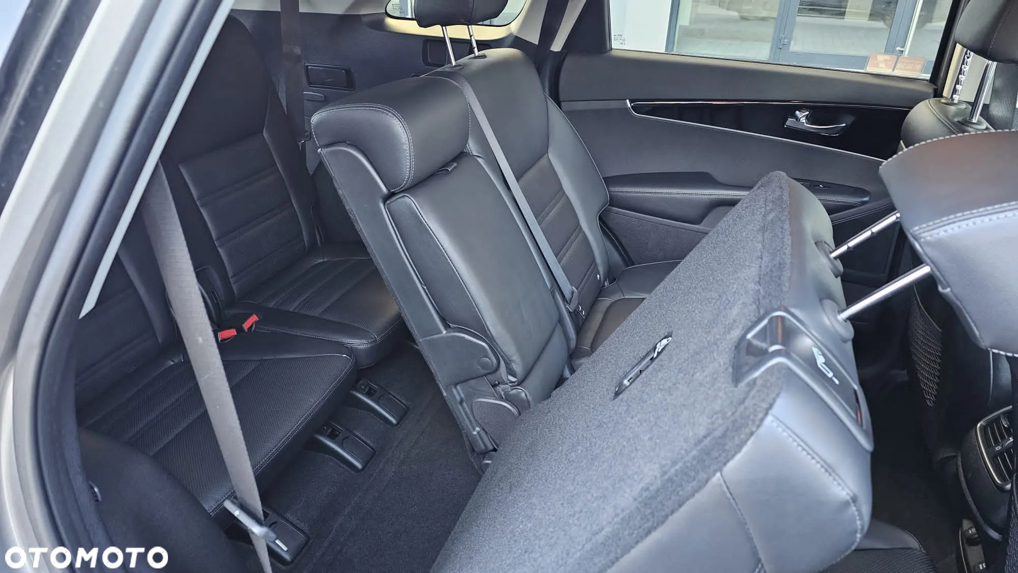 Kia Sorento - 15