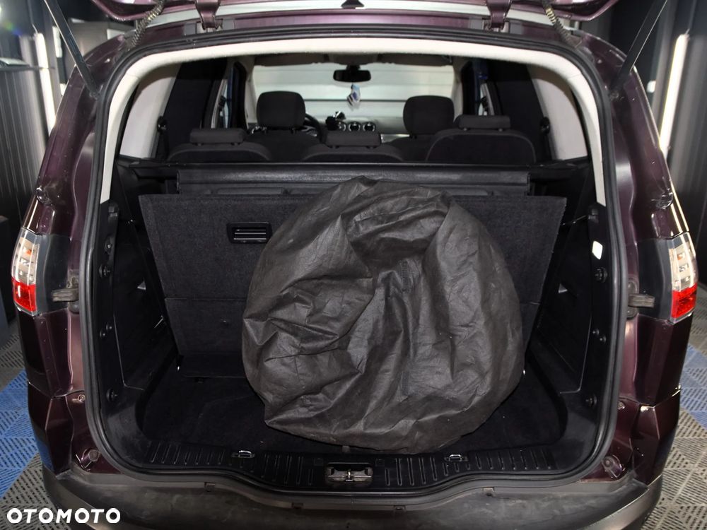 Ford S-Max - 10