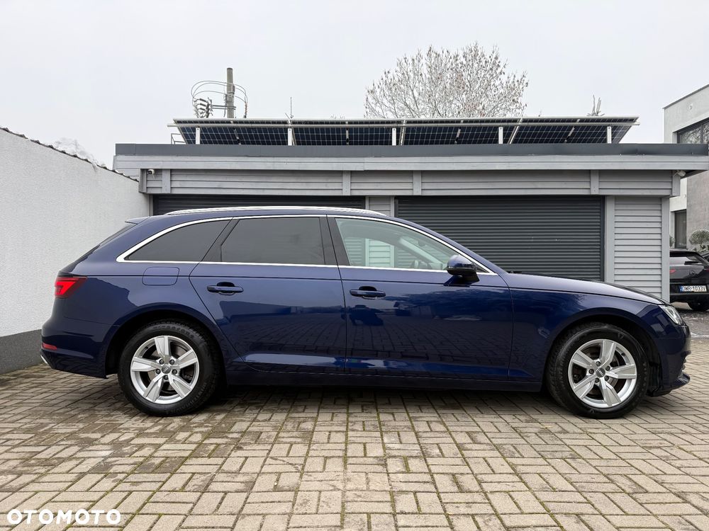 Audi A4 Avant 30 TDI S tronic sport - 5