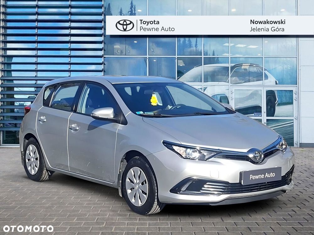 Toyota Auris - 7