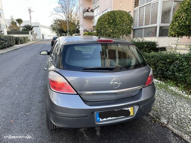 Opel Astra 1.3 CDTi Cosmo - 2
