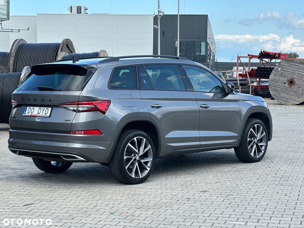 Skoda Kodiaq 2.0 TDI 4x4 DSG Sportline - 10