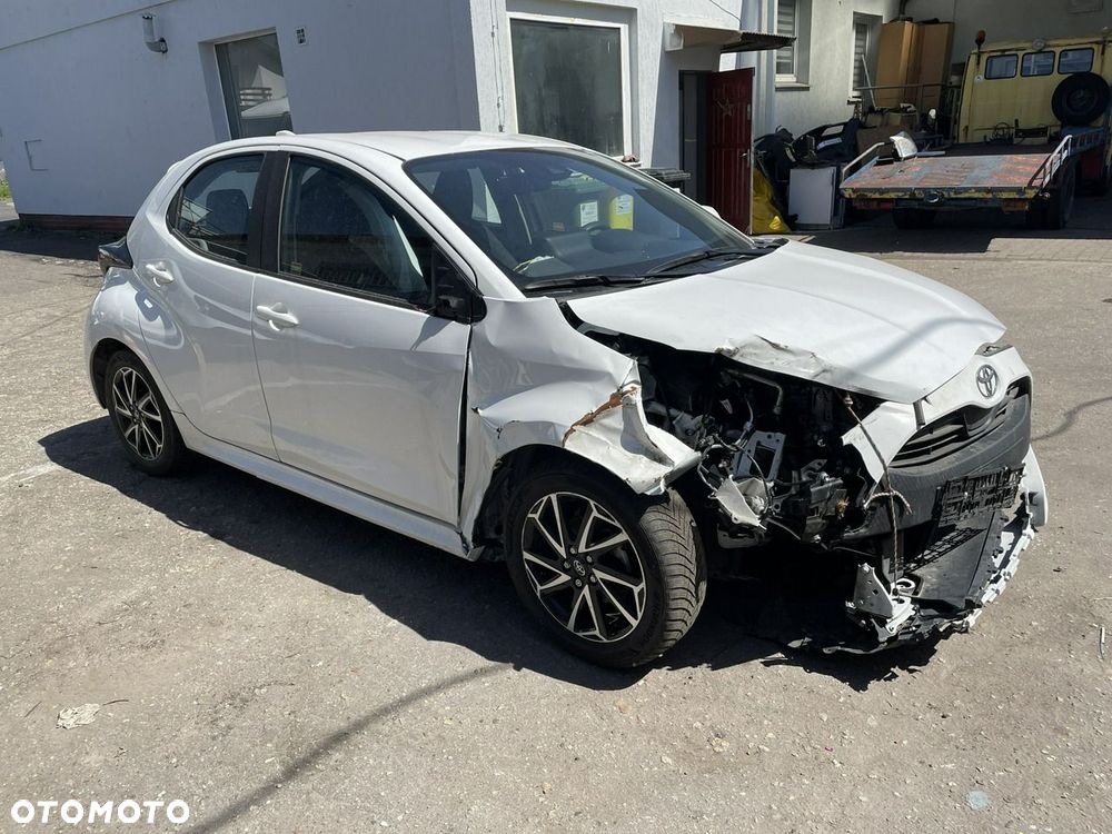 Toyota Yaris - 1