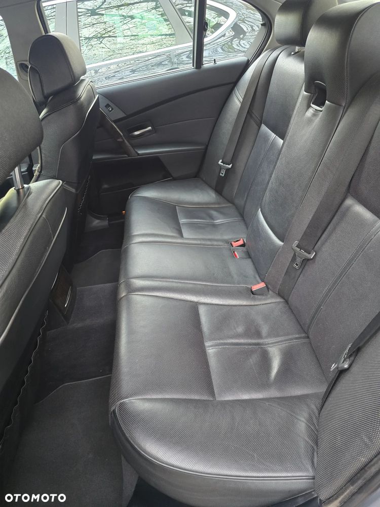 BMW Seria 5 - 15