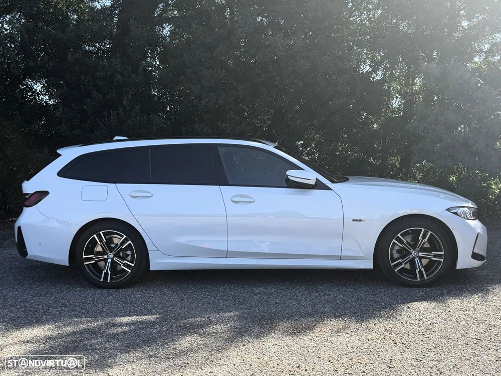 BMW 330 e Pack 50 anos M Auto - 10