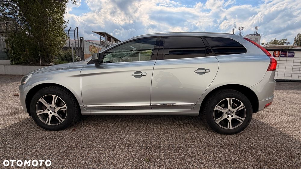 Volvo XC 60 D4 Geartronic Summum - 11