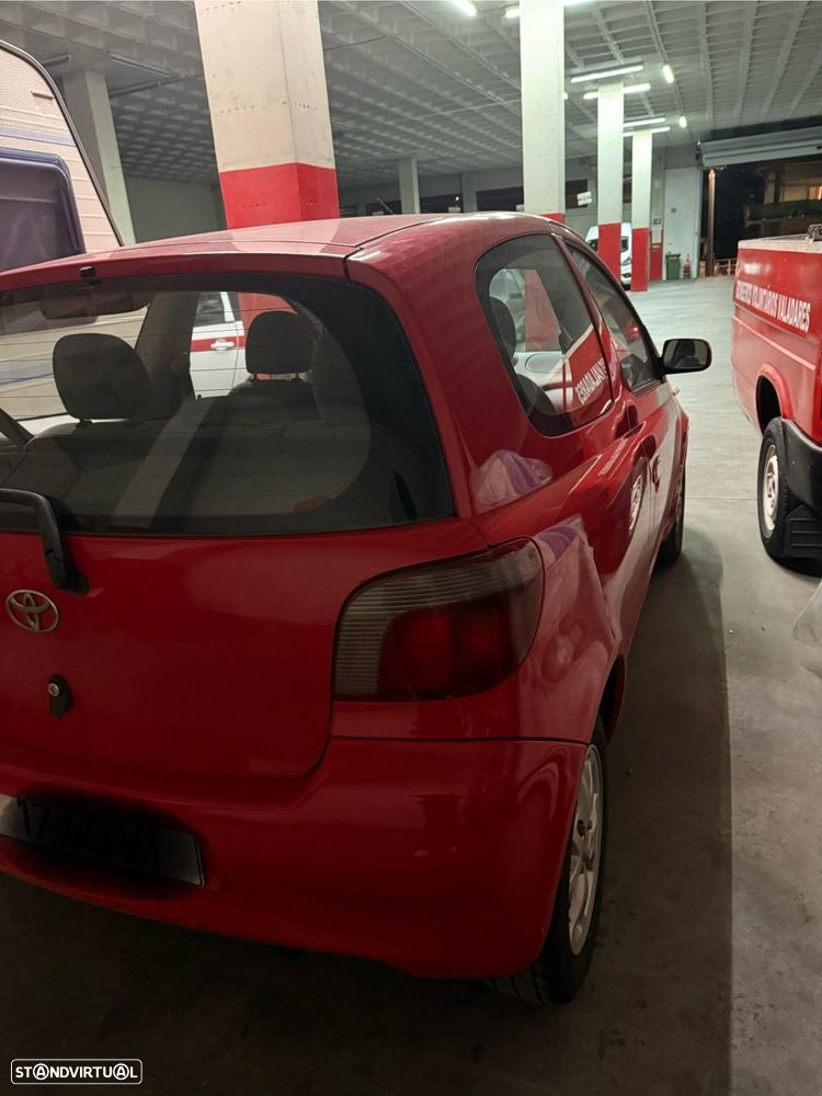 Toyota Yaris 1.0 Base - 4