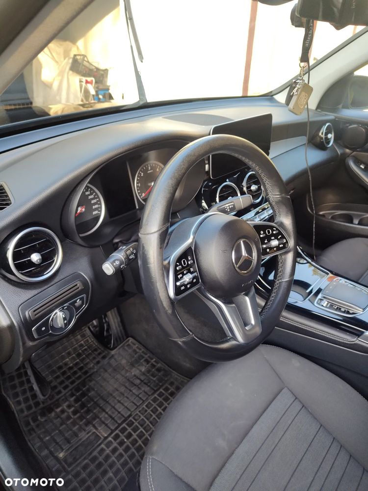 Mercedes-Benz GLC 220 d 4-Matic - 5
