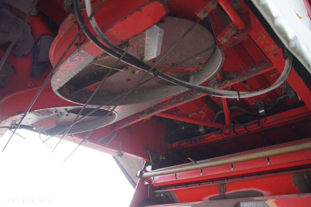Kombajn na części - Massey Ferguson MF 36 7.6 220 KM 612 DSL 1997R Silnik Skrzynia Kabina Lampa Lusterko Schody Koło Deska Kokpit Sterownik Moduł Czujnik Kierownica Fotel - 17
