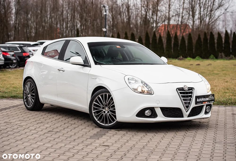 Alfa Romeo Giulietta - 2