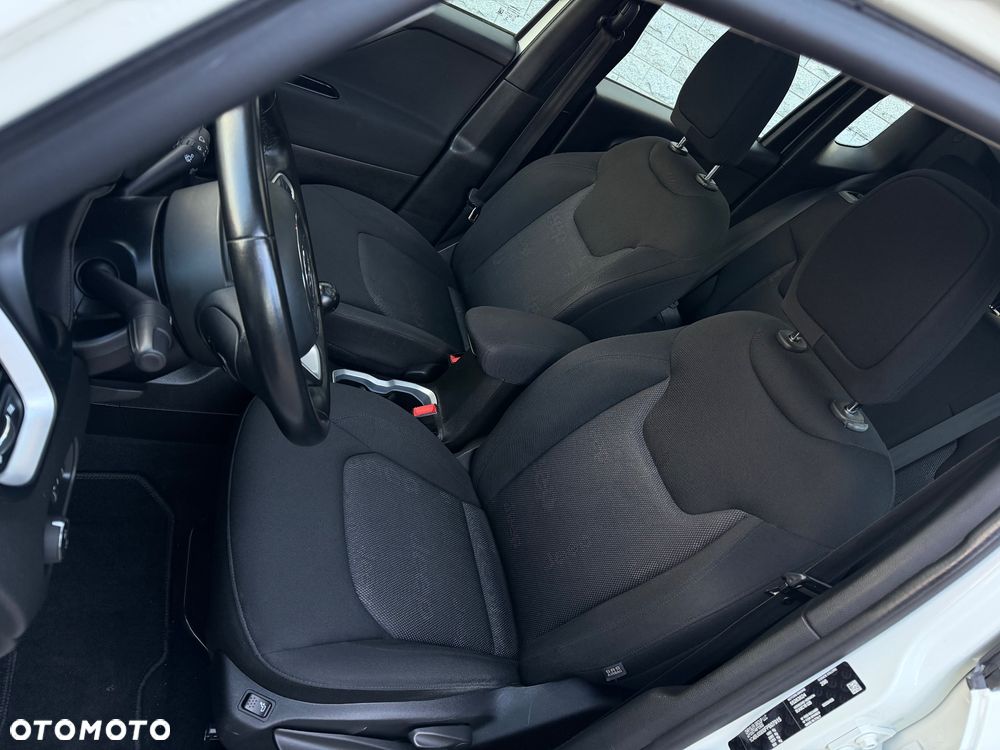 Jeep Renegade 1.4 MultiAir Longitude - 16