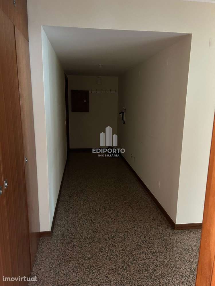 Apartamento T2 no Edifico Centro d ´Ouro em Vila Nova de Gaia - Grande imagem: 5/40