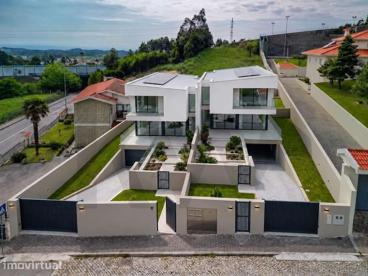 TERRENO - 2.005 m2 - Rua Belos Ares - Carvalhos - V.N.Gaia