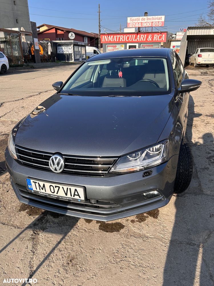 Volkswagen Jetta 2.0 TDI Comfortline - 1