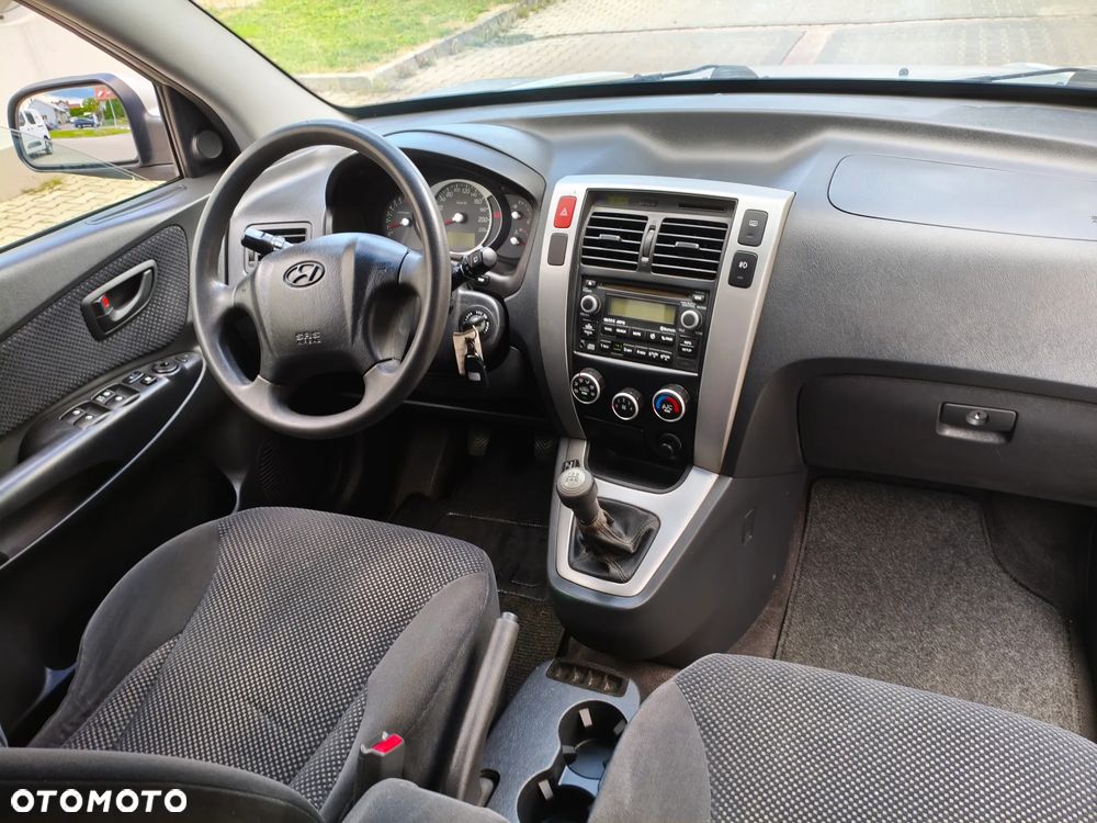 Hyundai Tucson 2.0 4WD GLS - 11