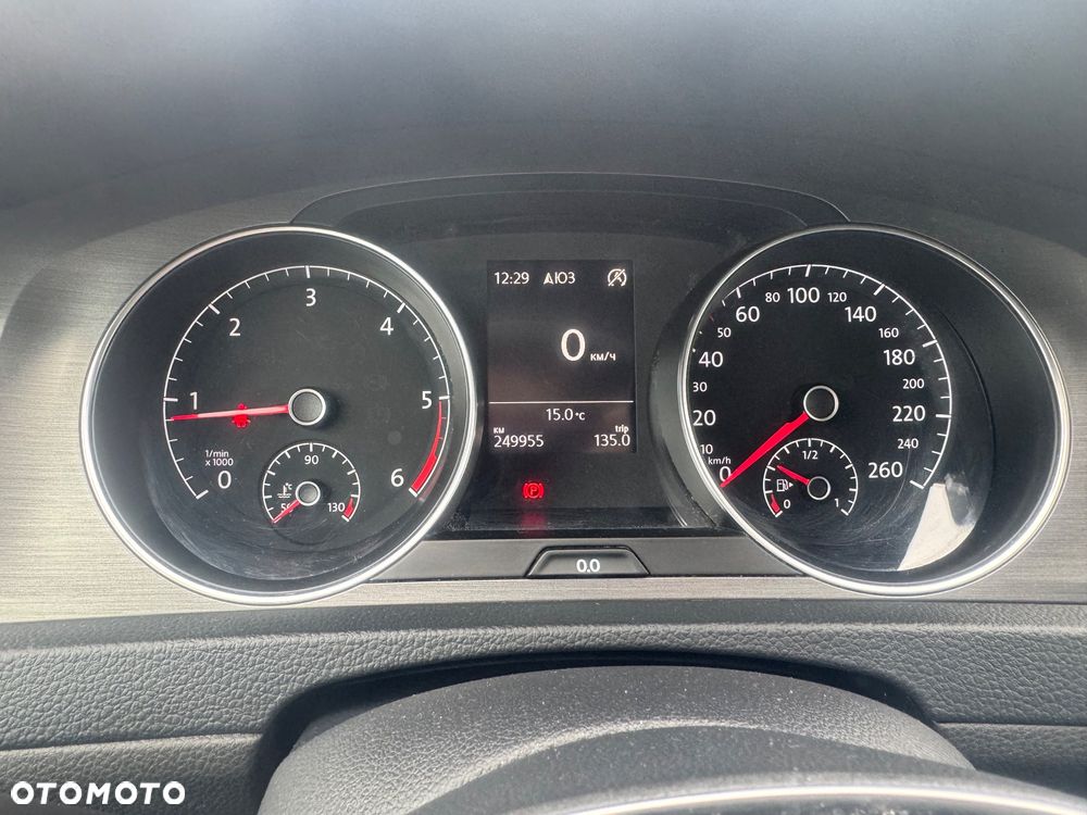 Volkswagen Golf 1.6 TDI 4Motion BlueMotion Technology Comfortline - 12