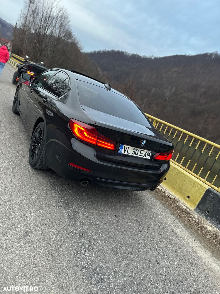 BMW Seria 5 520d Aut. Sport Line - 9