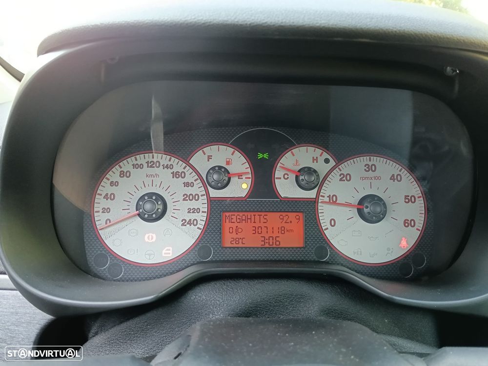 Fiat Grande Punto 1.3 M-Jet Sport - 7
