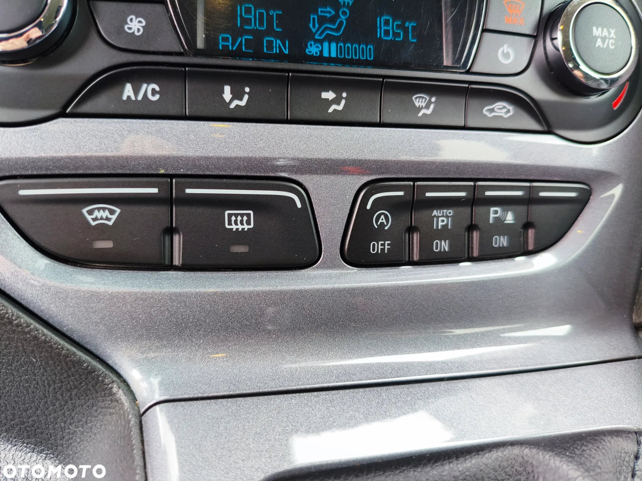 Ford Focus 1.0 EcoBoost Hybrid TITANIUM X - 15