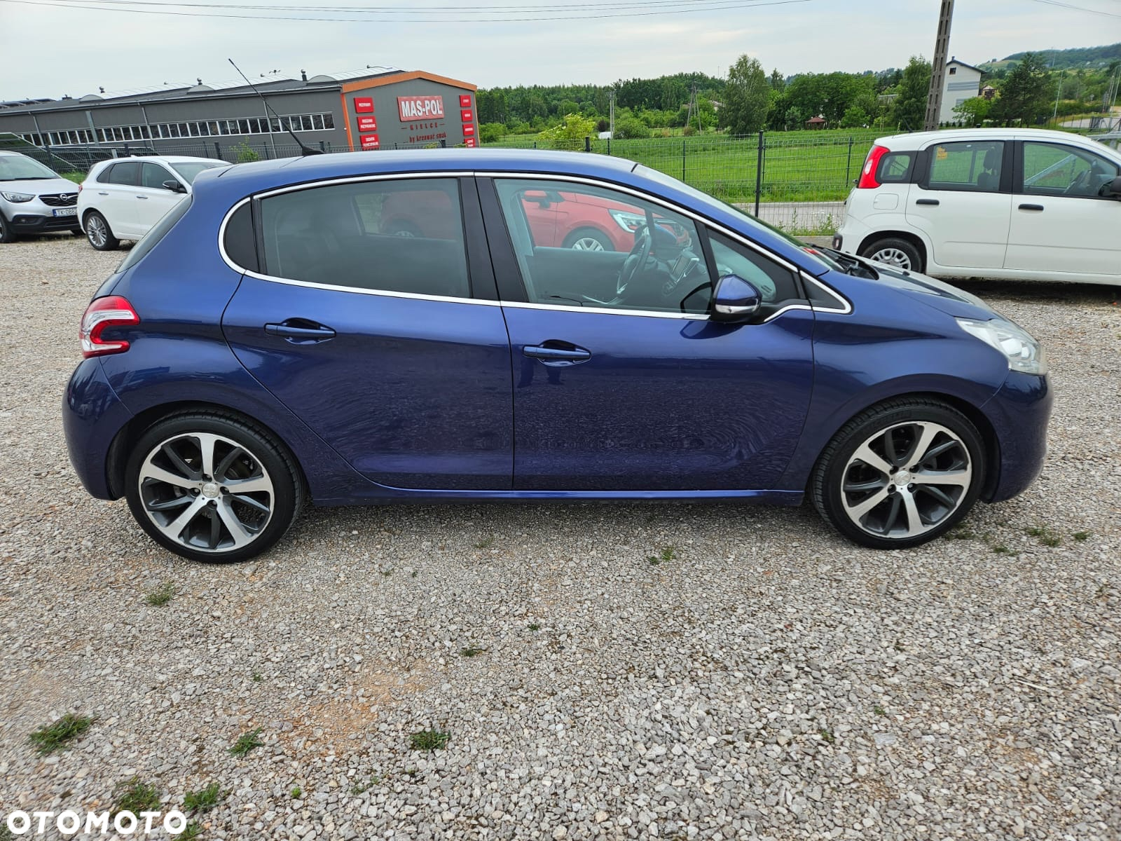 Peugeot 208 1.6 BlueHDi Allure S&S - 6