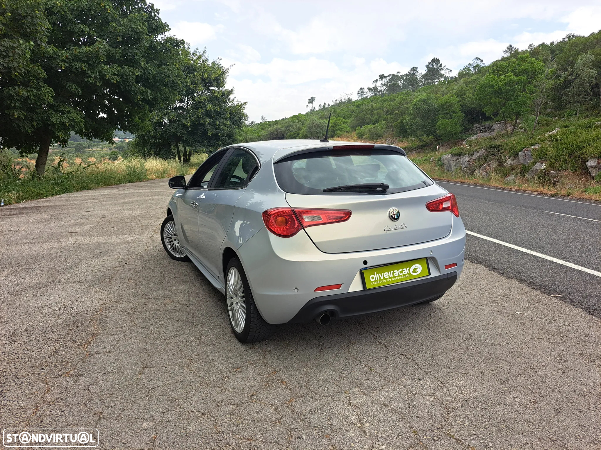Alfa Romeo Giulietta 1.6 JTDm Exclusive - 25