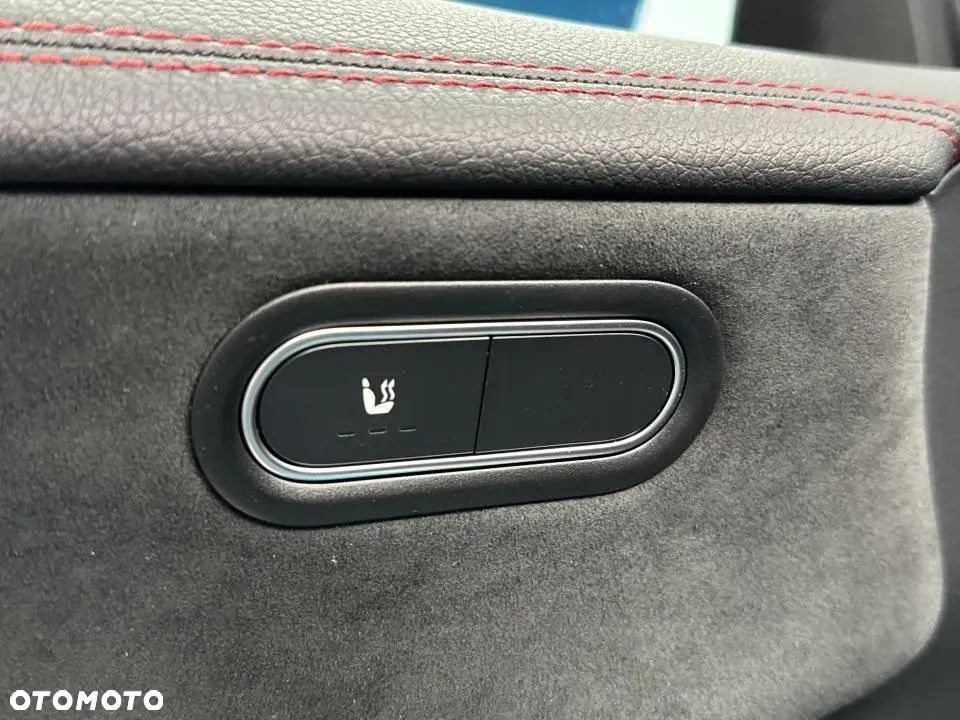 Mercedes-Benz CLA 180 AMG Line 7G-DCT - 11