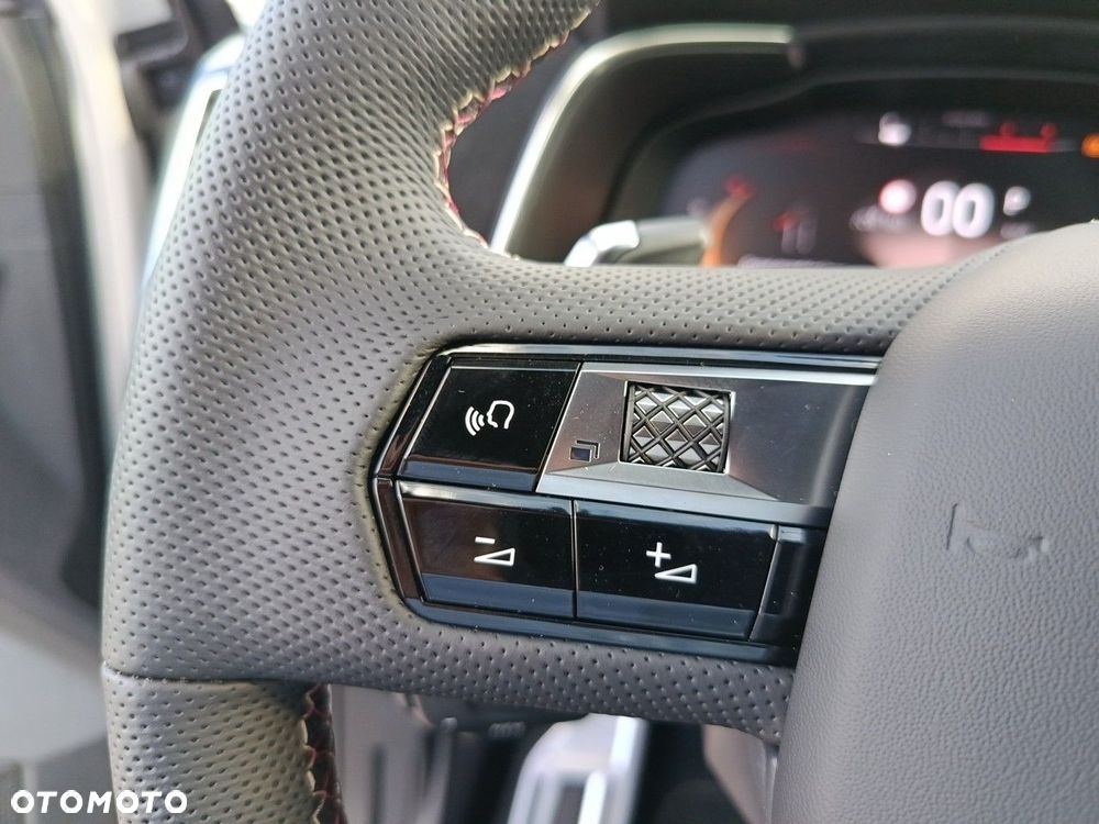 DS Automobiles DS 7 Crossback - 16