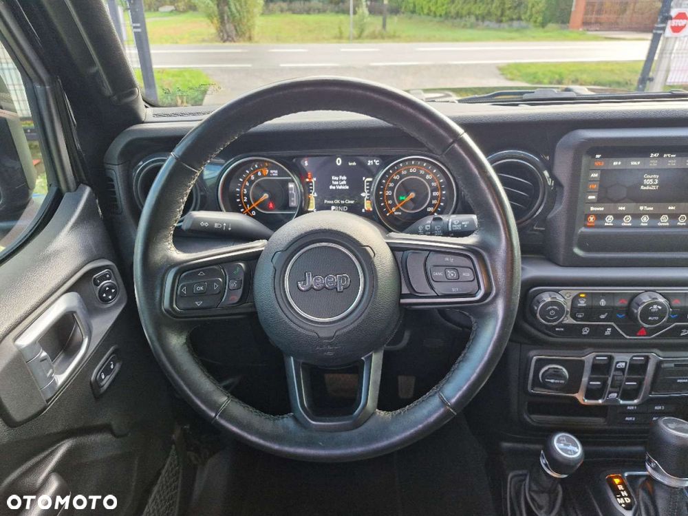 Jeep Wrangler - 27