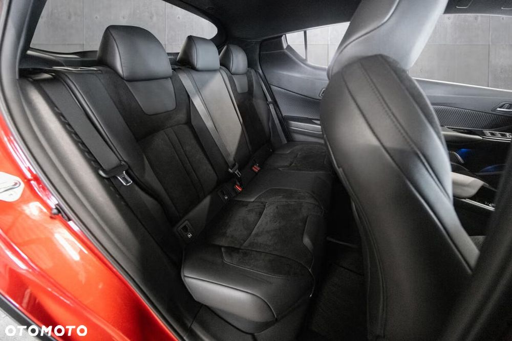 Toyota C-HR Lounge - 4