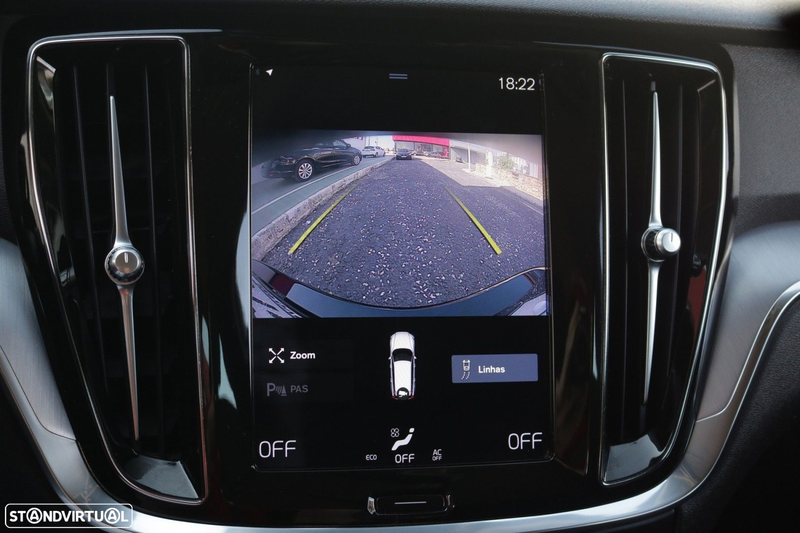 Volvo V60 2.0 D3 Momentum Core - 50