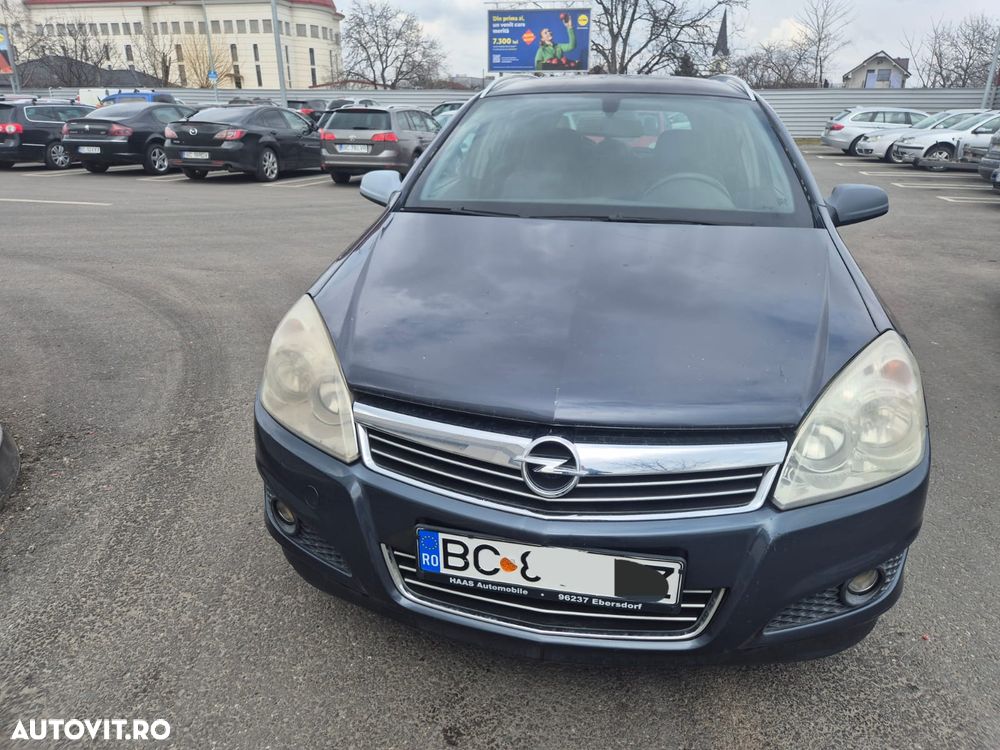 Opel Astra 1.7 CDTi Cosmo - 1