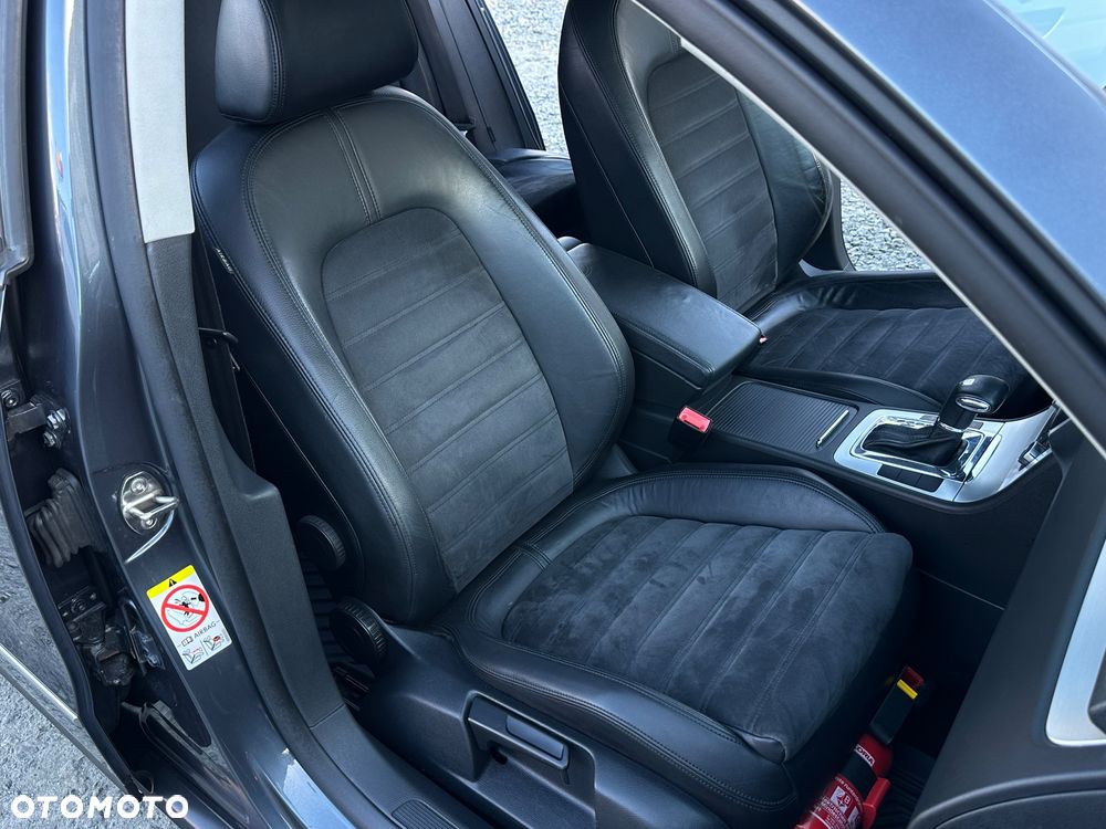Volkswagen Passat 2.0 TDI DPF DSG 4Motion Highline - 29