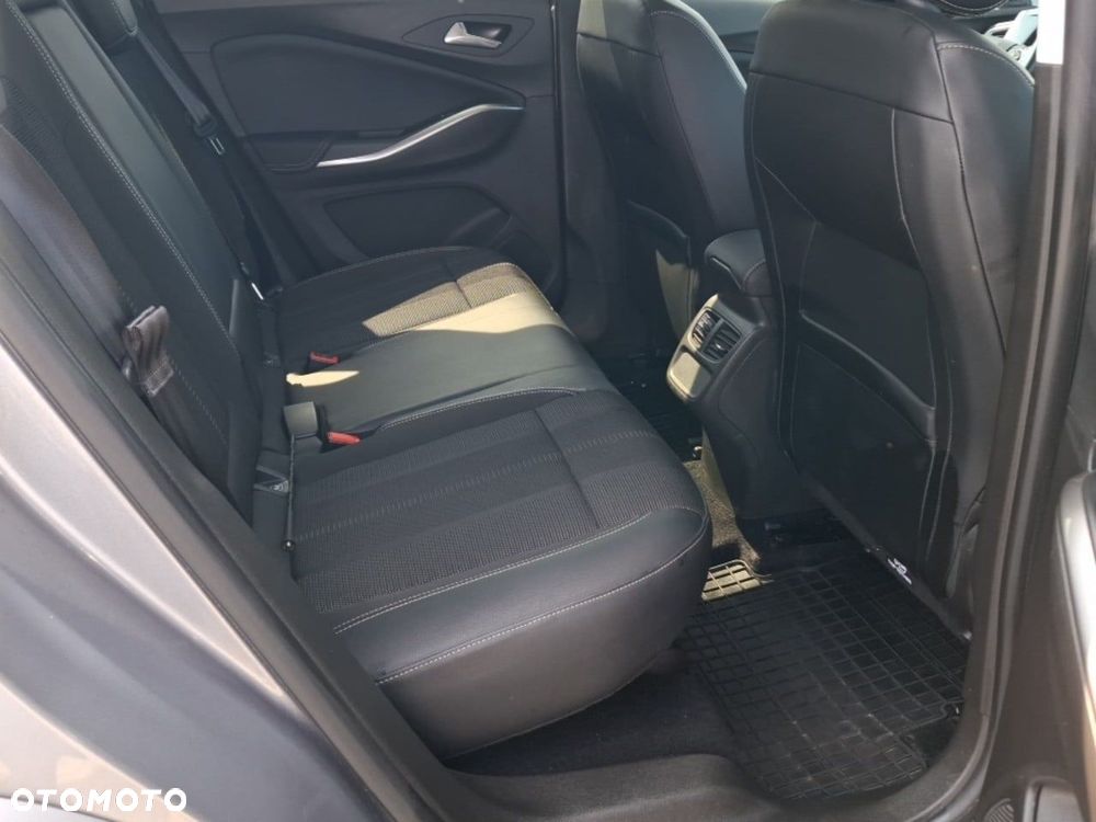 Opel Grandland 1.2 T Business Elegance S&S - 20