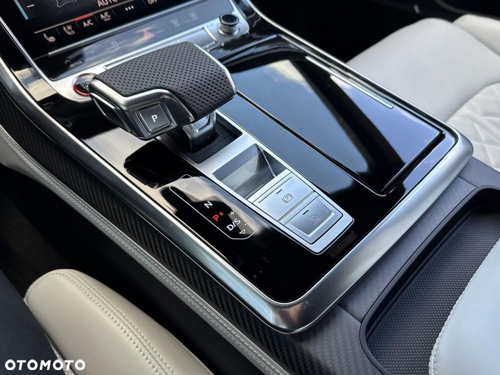 Audi SQ8 - 27