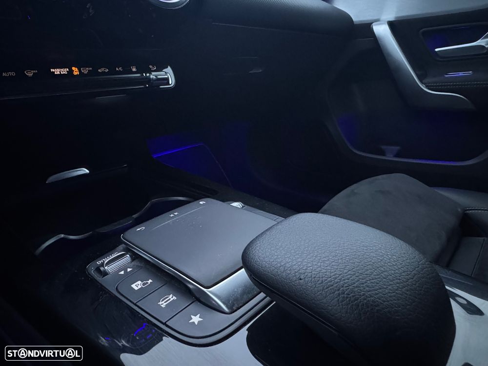 Mercedes-Benz A 250 e AMG Line - 19