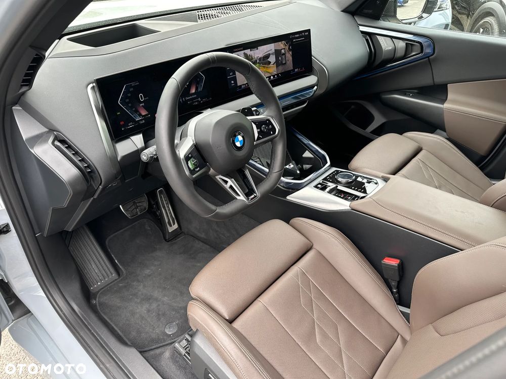 BMW X3 xDrive20d mHEV - 12