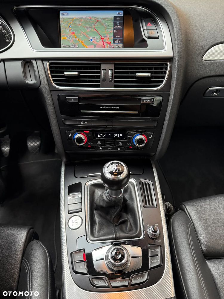 Audi A4 Limousine 2.0 TFSI Quattro - 19